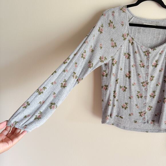 Lucky Brand Grey + Pink Flower Print Square Neck Girlie Cardigan Large - Picture 2 of 7